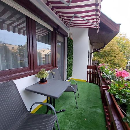 Summer House Emeleti Szoba Debrecen Ngoại thất bức ảnh