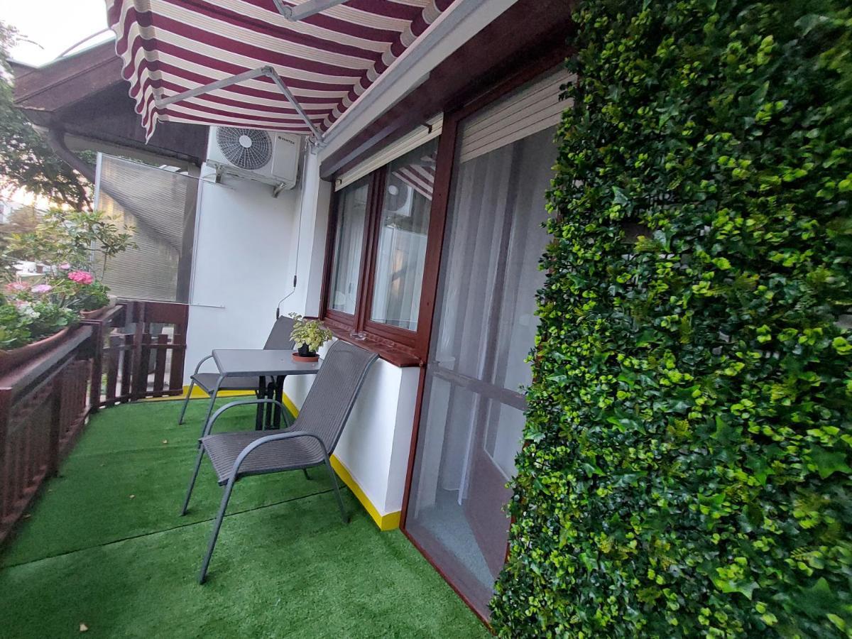 Summer House Emeleti Szoba Debrecen Ngoại thất bức ảnh